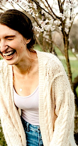 pick-me-up-quotes-woman-laughing pick-me-up-quotes-woman-laughing
