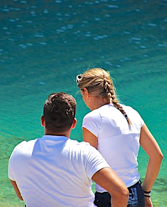 couple disagreeing